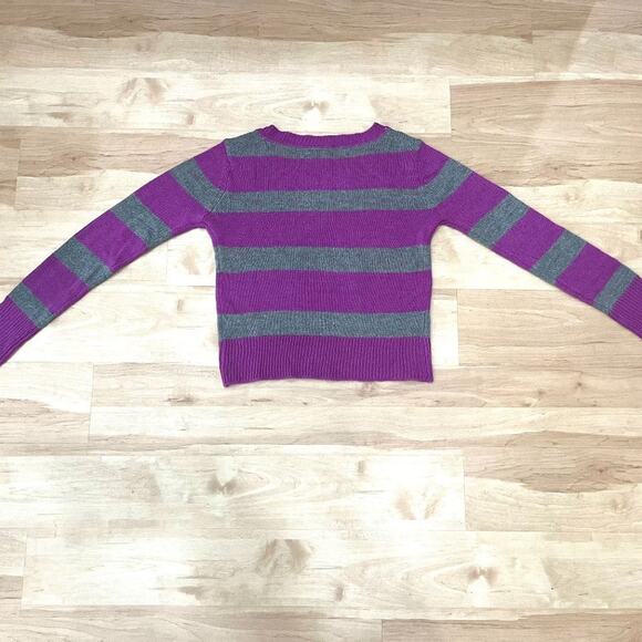 Aeropostale Light Purple and Light Grey Stripes Sweater - Picture 2 of 2
